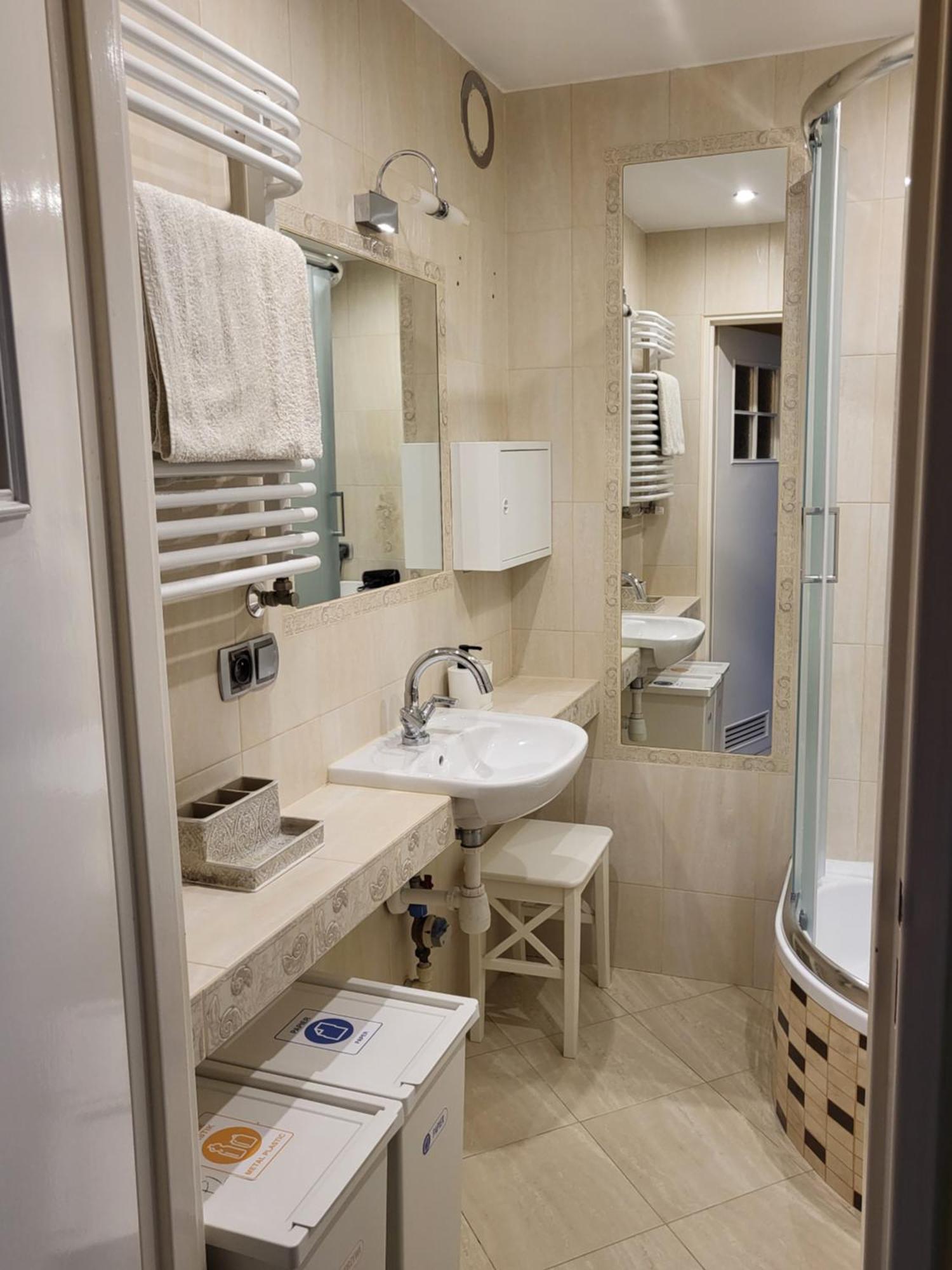 Przytulne Mieszkanie Wola Duchacka Appartement Krakau Buitenkant foto